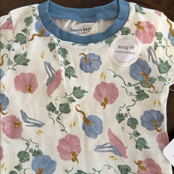 Burt’s Bees Baby Pumpkin Princess Pajamas - Picture 2 of 4